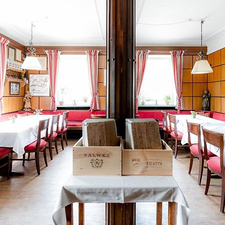 Gasthof - Hotel Kopf Riegel am Kaiserstuhl Extérieur photo