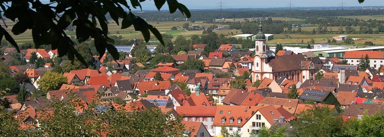 Gasthof - Hotel Kopf Riegel am Kaiserstuhl Extérieur photo