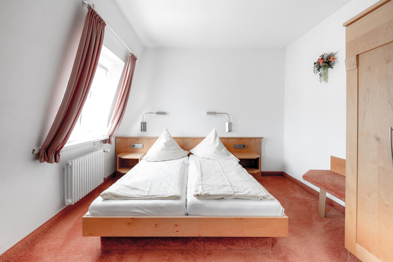 Gasthof - Hotel Kopf Riegel am Kaiserstuhl Extérieur photo